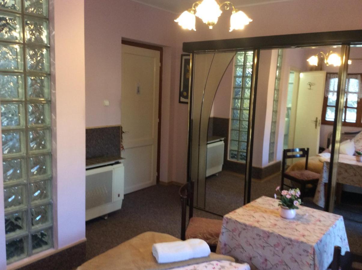 Ilona Kis Kastely Panzio Hotel Keszthely Buitenkant foto