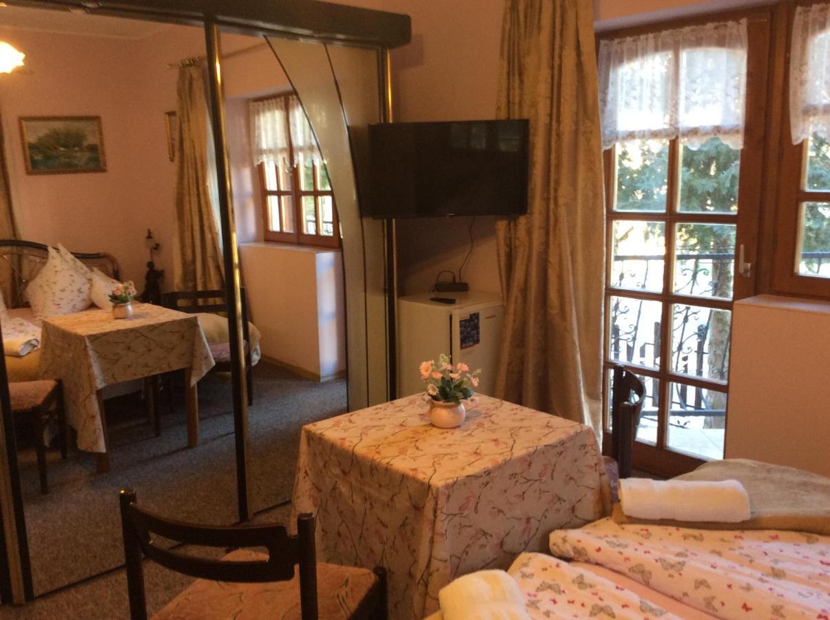 Ilona Kis Kastely Panzio Hotel Keszthely Buitenkant foto
