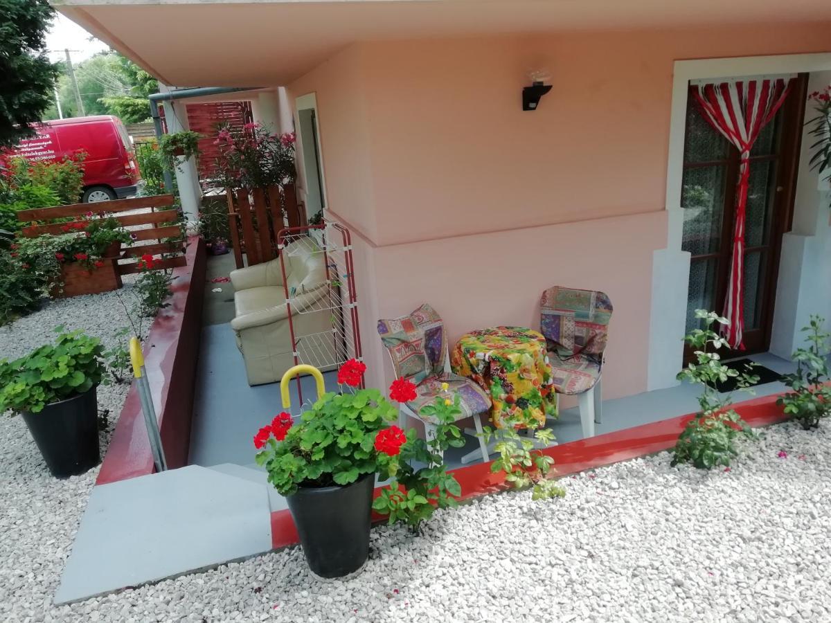 Ilona Kis Kastely Panzio Hotel Keszthely Buitenkant foto